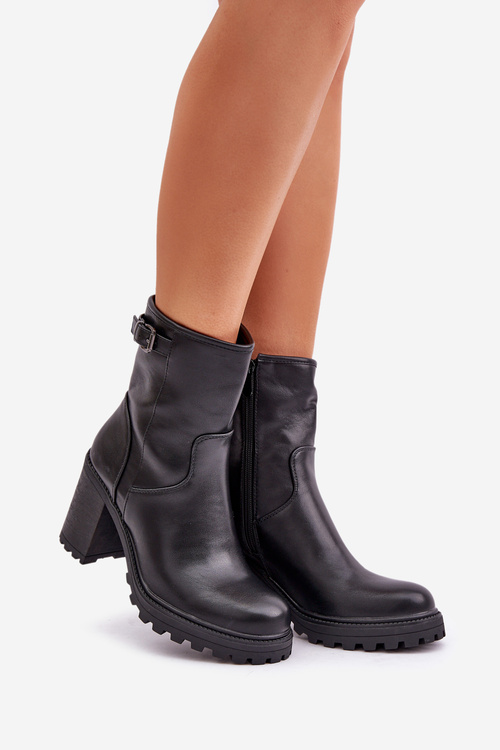 Zateplené kozačky na podpatku s přezkou černé Selavia