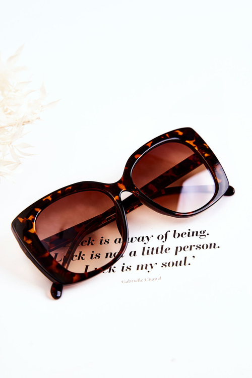 Módne mramorované slnečné okuliare M2321 hnedé