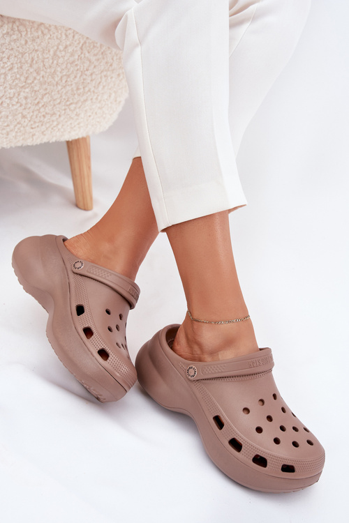 Dámske Pěnové Sandále Na Masívnej Podošve Big Star RR274A121 Tmavobežové