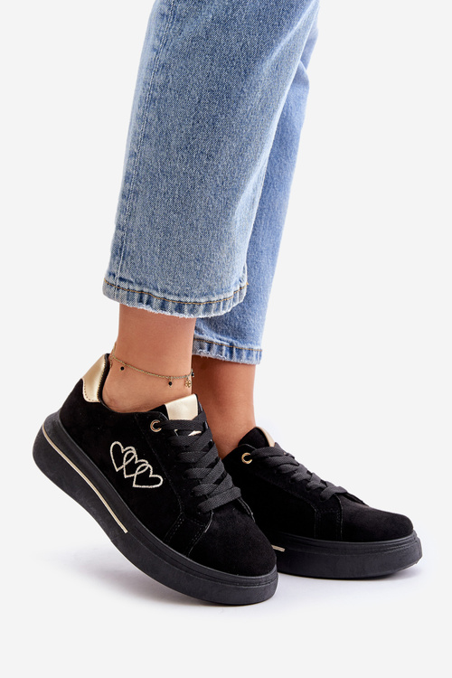 Dámske Sneakersy Na Platforme Srdiečka Čierne Avirorae