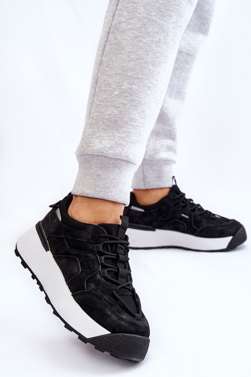 Dámske športové topánky na platforme Czarne Dakari