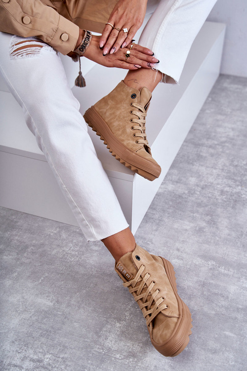 Dámske tenisky s veľkou hviezdou High Izolované Camel GG274072