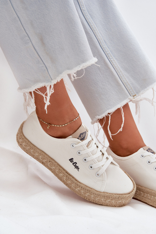 Dámske Tenisky S Pletením Lee Cooper LCW-25-44-3217 Biely
