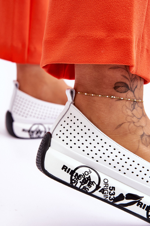 Kožené prolamované nazouvací tenisky bílé Gedra