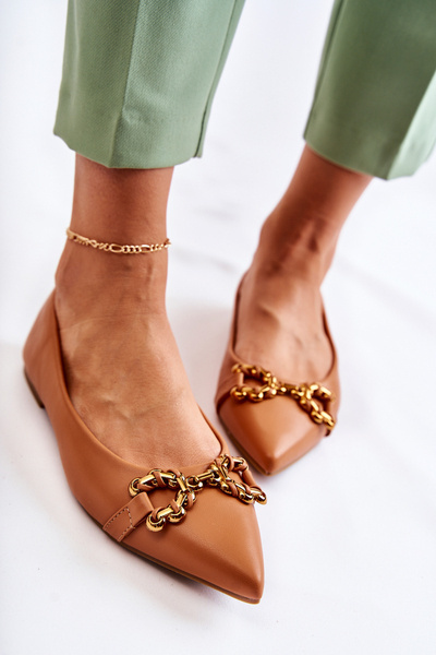 Dámske kožené baleríny s dekoráciou Camel Carlos