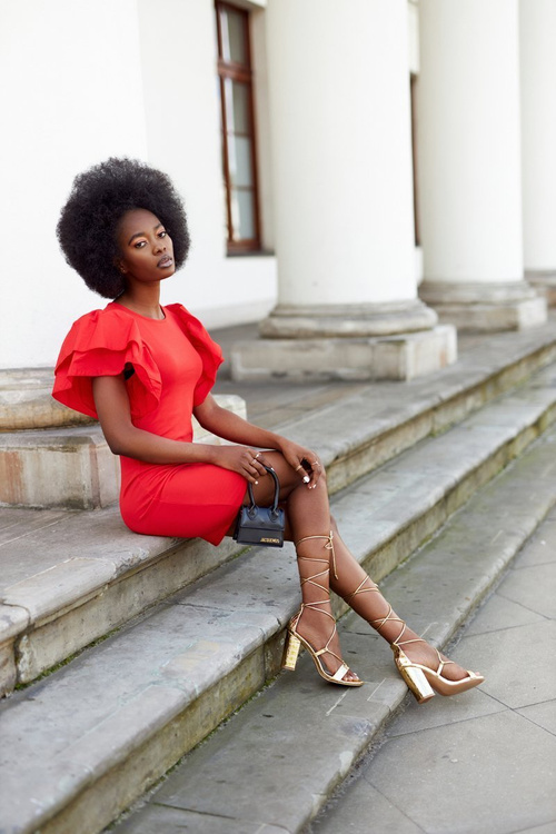 Zviazané sandále na post Złote Cotwalk