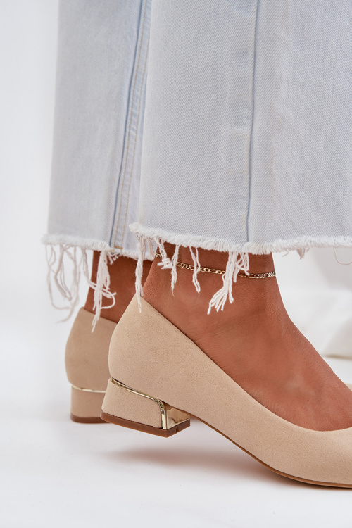 Lodičky Na Nízkom Opätku A Špicatými Nosami Béžové Terilara