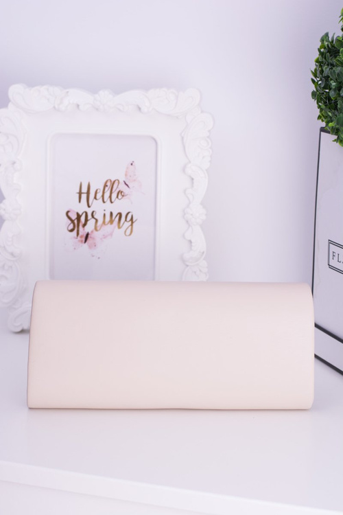 Béžová taška na spojky perly zlatý řetízek