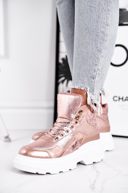 Dámske športové topánky izolované ružové zlaté davan