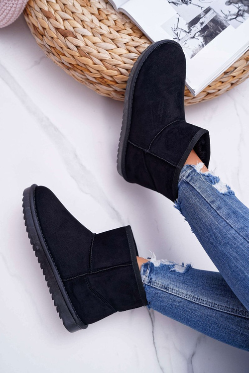 Dámske snehové topánky izolované čierne Borneo