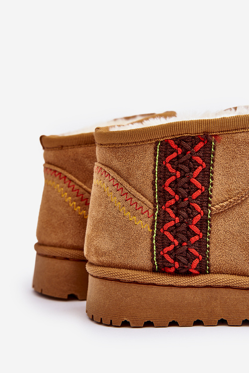 Snehové topánky izolované detská ťavia Leonora