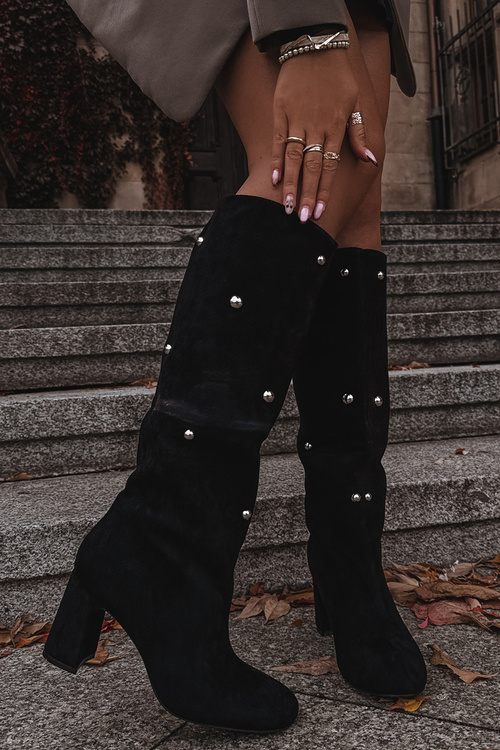 Dámske čižmy s izoláciou na podpätku s dekoratívnymi detailmi čierne Lucinda