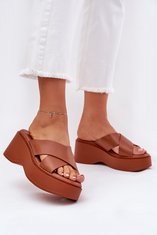 Dámske sandále na platforme a klinu camel Nelithraea