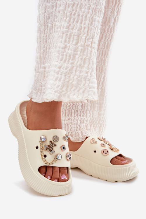 Dámske Penové Sandały So Zlatými Klipmi Svetlo Béžové Hortiana