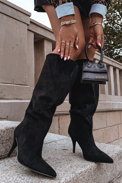 Šmykľavé dámske čižmy na podpätku z eko velúru čierne Noretta