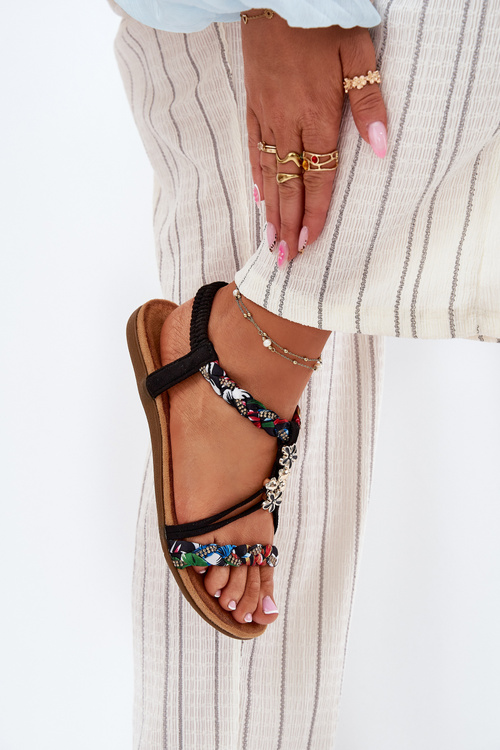 Dámske Sandále S Pripinákmi A Pletivovými Pásikmi Čierne Nusoreth