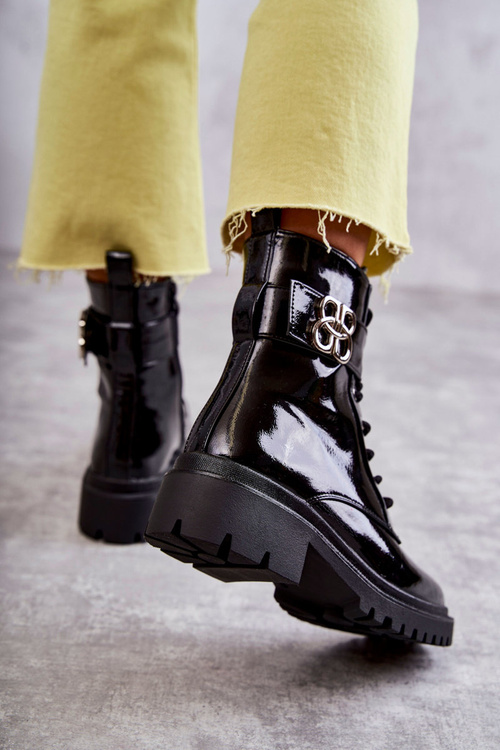 Lakované dámské teplé boty s zdobením černe Hayes