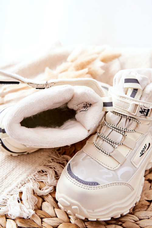 Izolované Sněhule Světle Béžové Erila