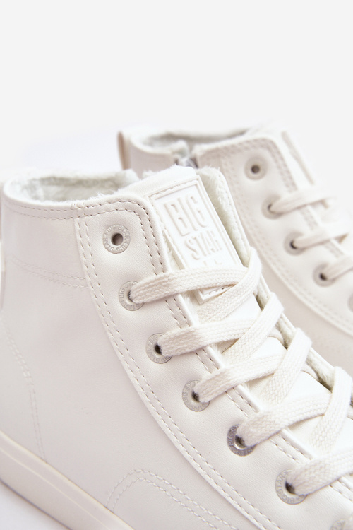 Dámske tenisky izolované bielym veľkou hviezdou MM274017 Zip