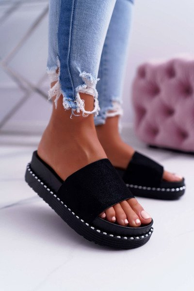 Dámska vysoká čierna kadela