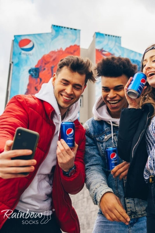 Potravinové nákladné vozidlá s pepsi x dúhové ponožky 3 páry