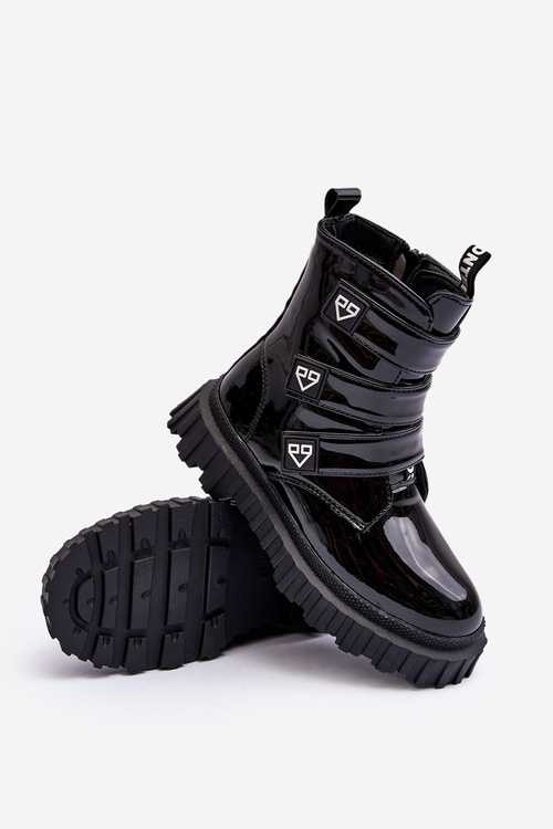 Maľované izolované dievčatá čierne rilina