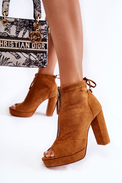 Semišové boty na zip Camel Donnita