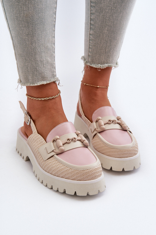 Dámské sandály na ploché podrážce s ozdobou béžové D&A MR38-656