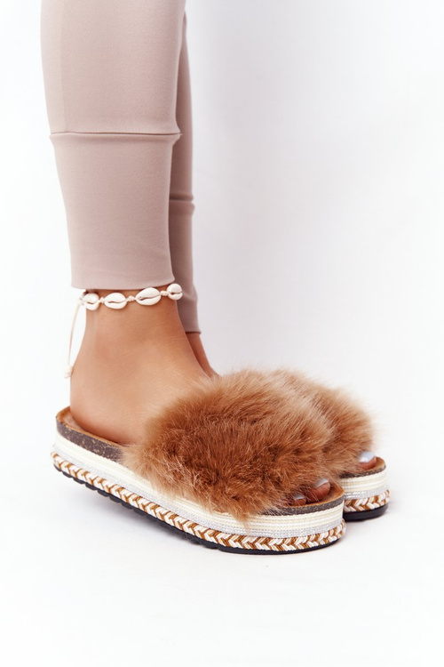 Papuče na platforme Camel Adventure Fur Platform