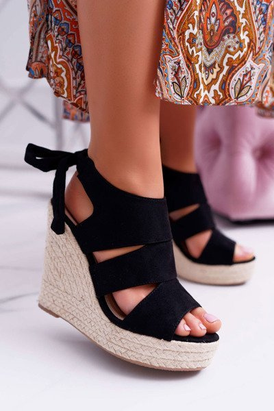 Dámske sandále na klinách čierna yenga