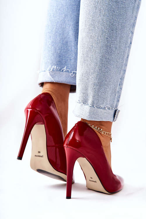 Lakované špičaté podpatky Monnari 0220-005 Červená