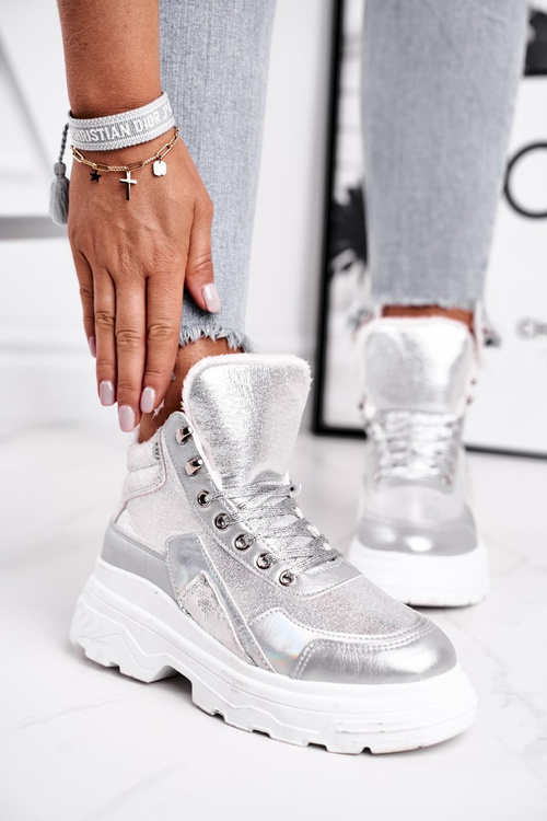 Dámske športové topánky izolované striebro Davan