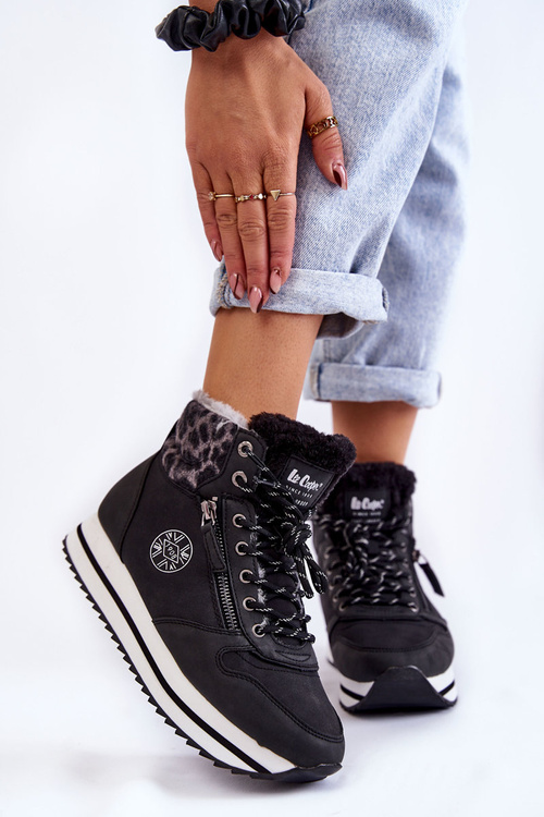 Izolované topánky žien Lee Cooper LCJ-22-31-1448 čierna