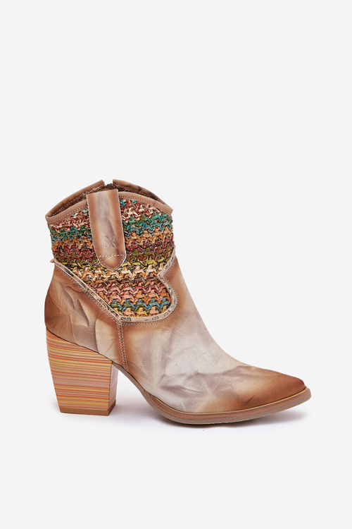 Kožené Boty Kovbojky Na Podpatku S Dekorativním Pletením Maciejka 06810-29 Multikolor