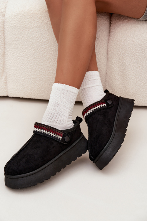 Dámske nízke snehule s pohyblivým pásikom a výšivkou na platforme čierne Lyrisse