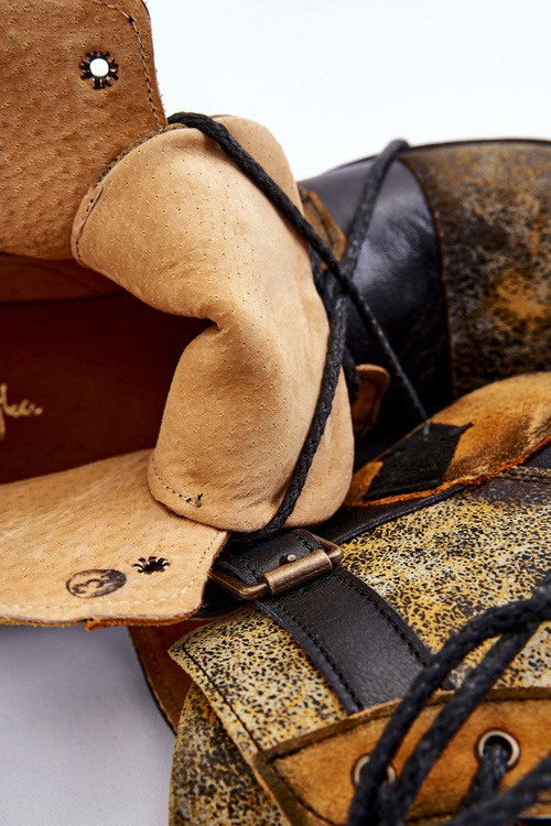 Dámske kožené topánky Maciejka topánky 05077-07 Žltá čierna