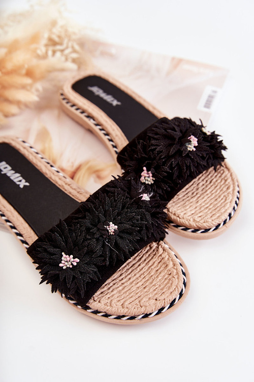 Dámské pantofle s materiálem květiny černá Susana
