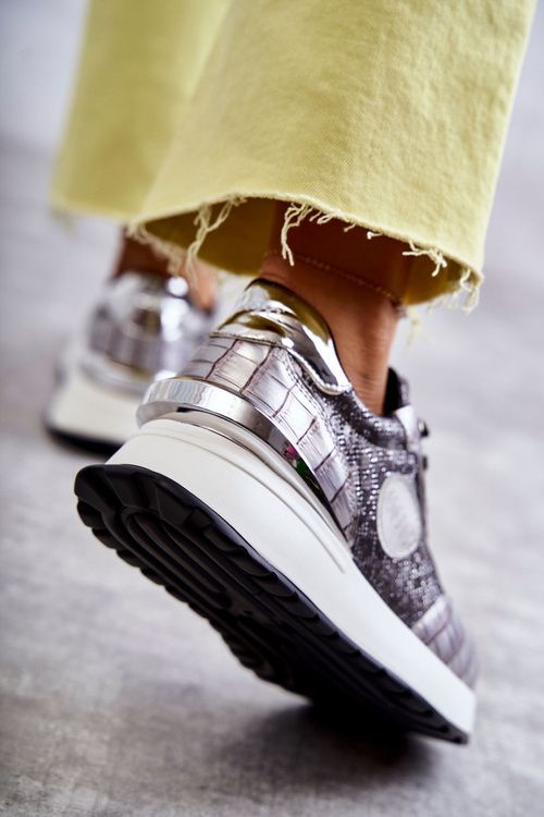 Dámske športové topánky na striebre Goe KK2N4083