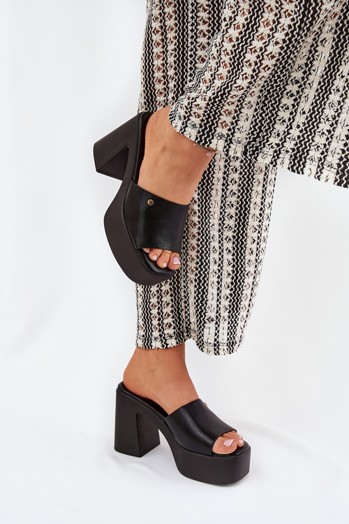 Dámske Sandále Z Eko Kože Na Opätku A Platforme Čierne Tamirella