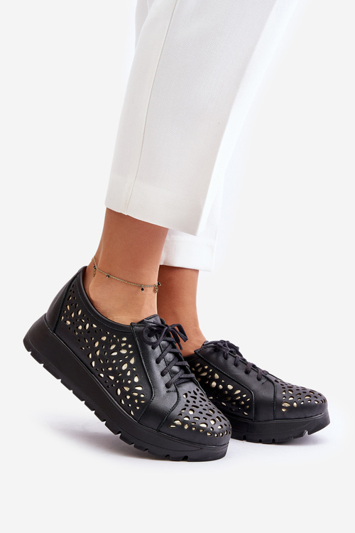 Zazoo 2973 Kožené Poltopánky Na Platforme S Dierkovaným Vzorom Čierne