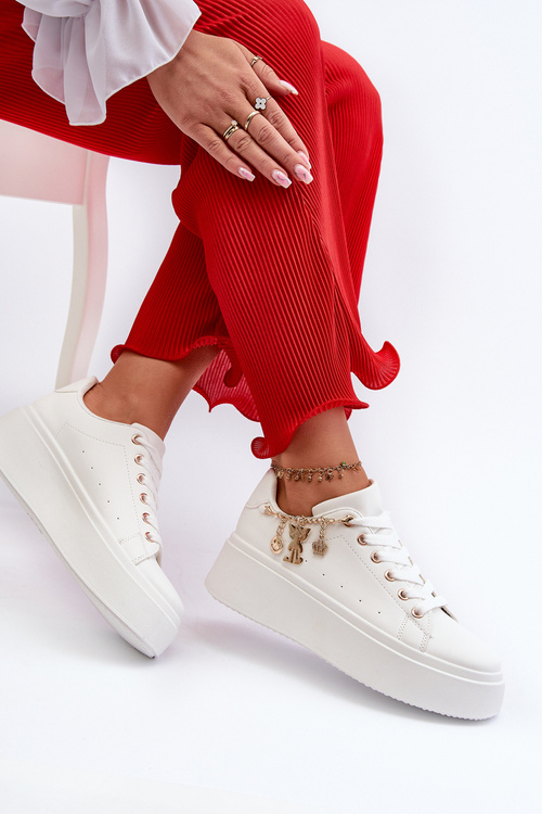 Dámske tenisky s ozdobou Biele Celedria