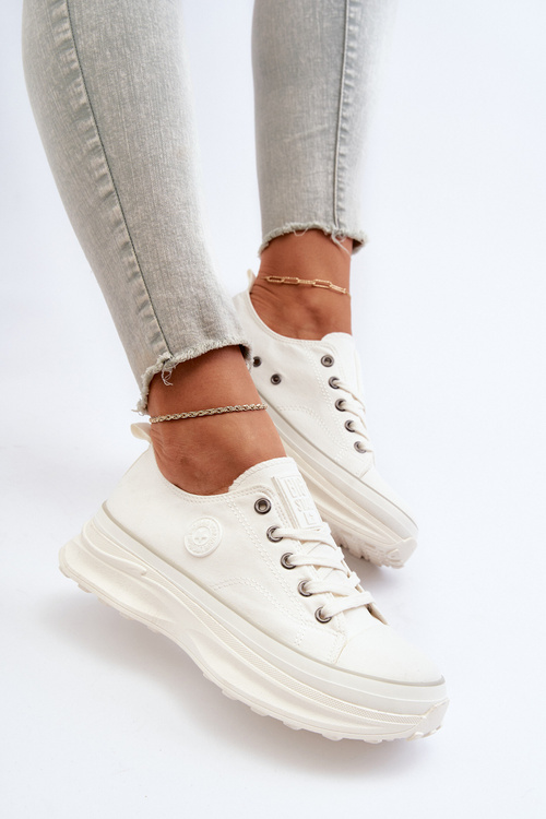 Dámske tenisky na masívnej podrážke Big Star NN274126 Biele