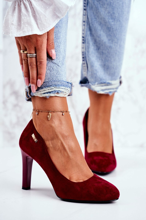 Ženské burgundské čerpadlá na Sergio Leone Campbell Post