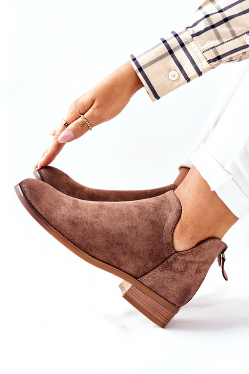 Ženský semide izolovaný béžová joaliene