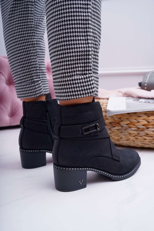 Dámske topánky na čiernom Blave Suede Post