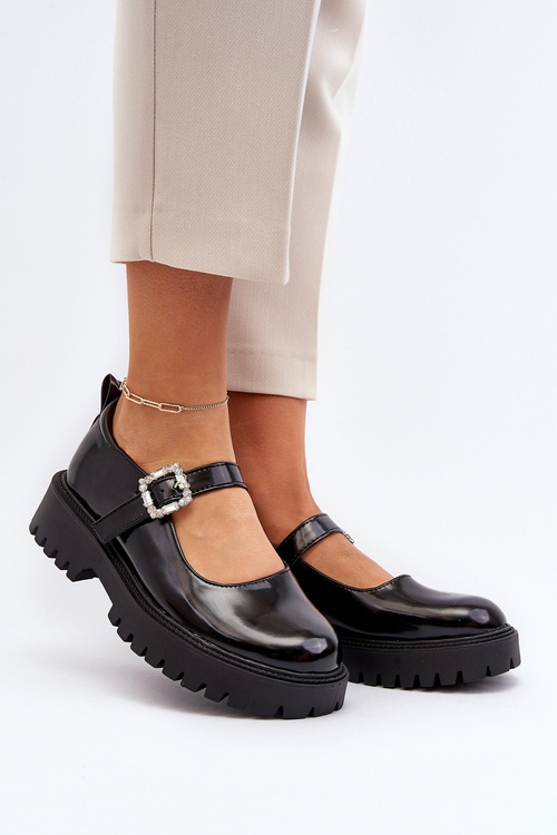 Dámské lesklé polobotky s ozdobnou sponou černé Lindnessa