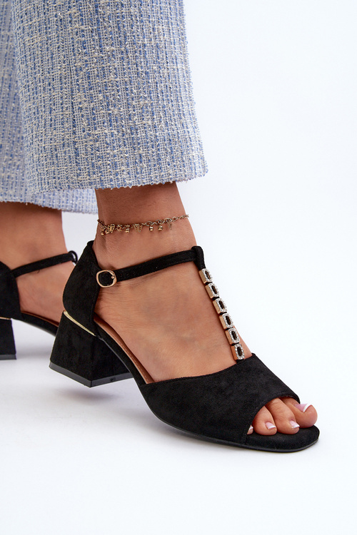 Dámské sandály na podpatku s ozdobným páskem eko semišové černé Obivena