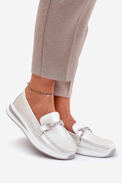 Kožené Dámske Mokasíny S Ozdobou D&A LR51-966 Strieborné