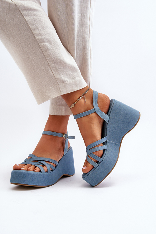 Modré sandále na platforme a klinové opätky Oporia