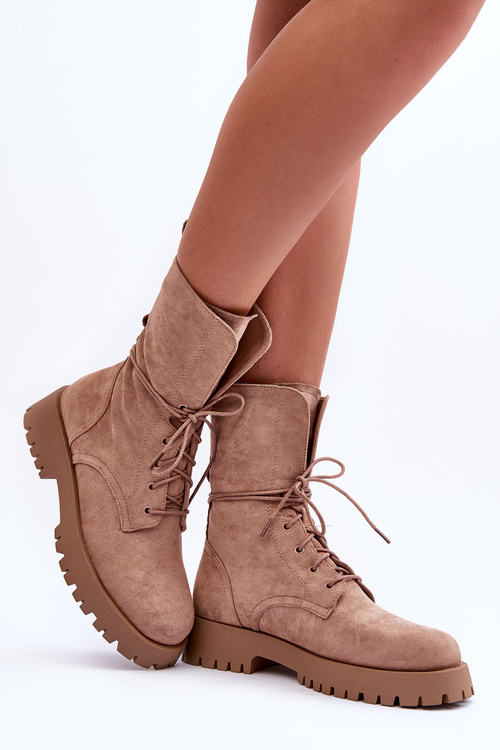 Semišoví pracovníci s plochými podpätkami béžou yence